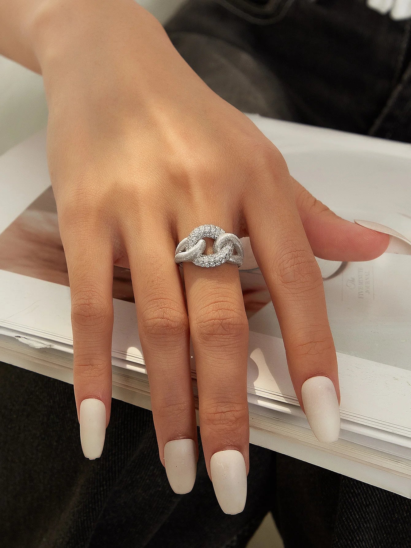 Astrid Knot Ring