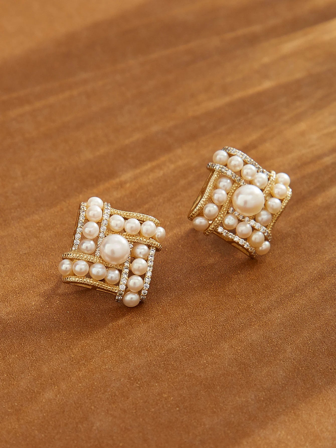 Lustre Mosaic Freshwater White Pearl Studs